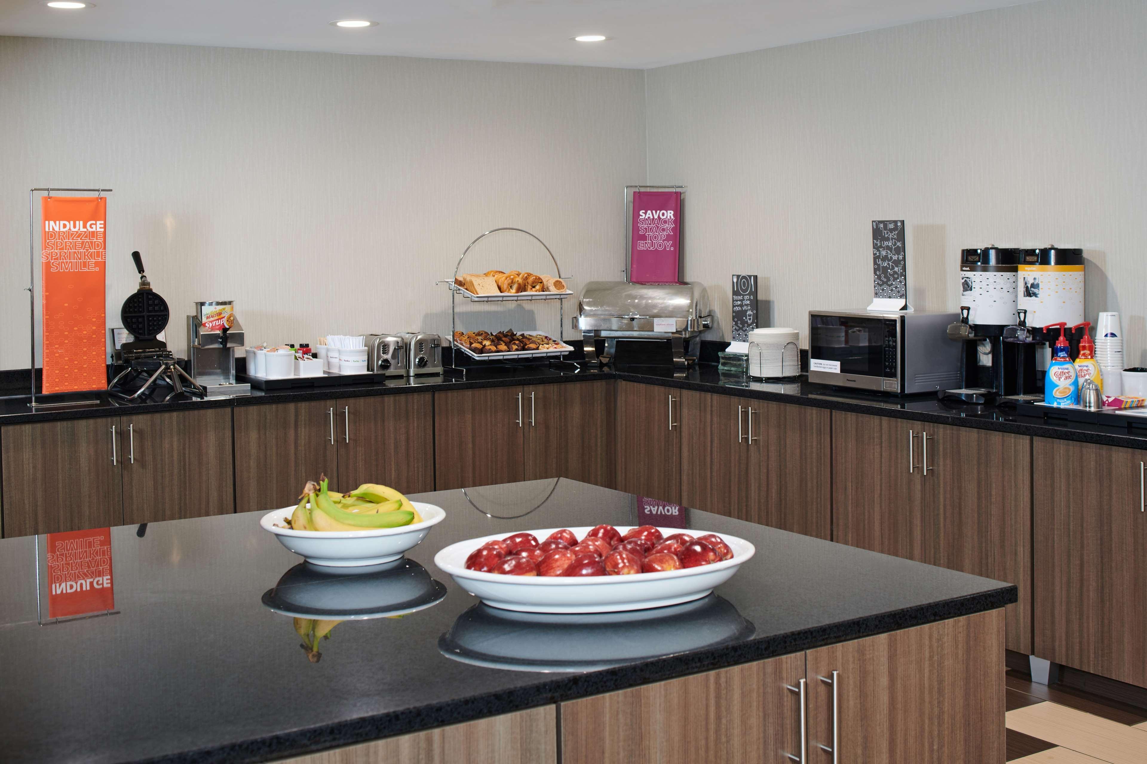 Hampton Inn & Suites Chapel Hill/Durham Kültér fotó