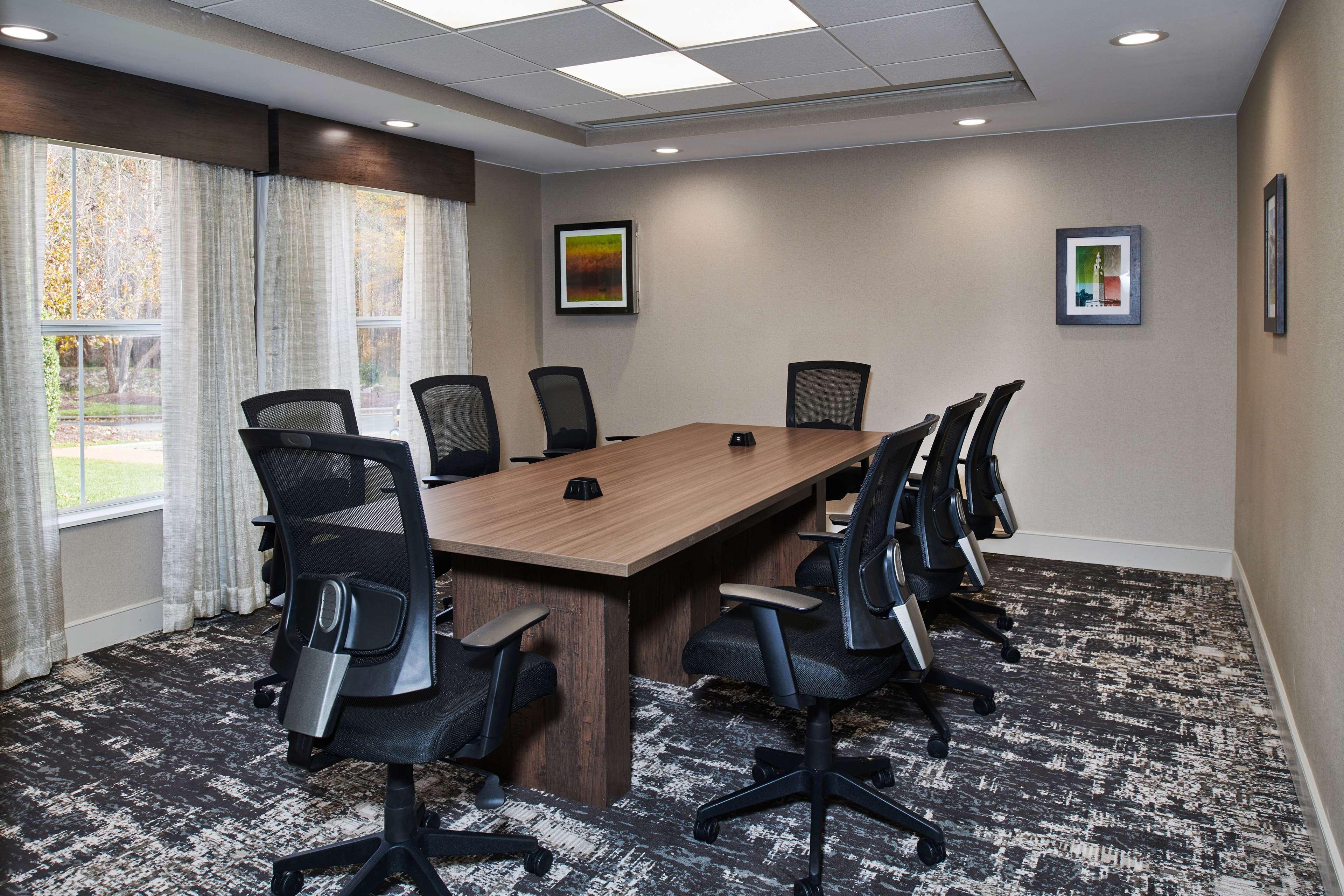 Hampton Inn & Suites Chapel Hill/Durham Kültér fotó