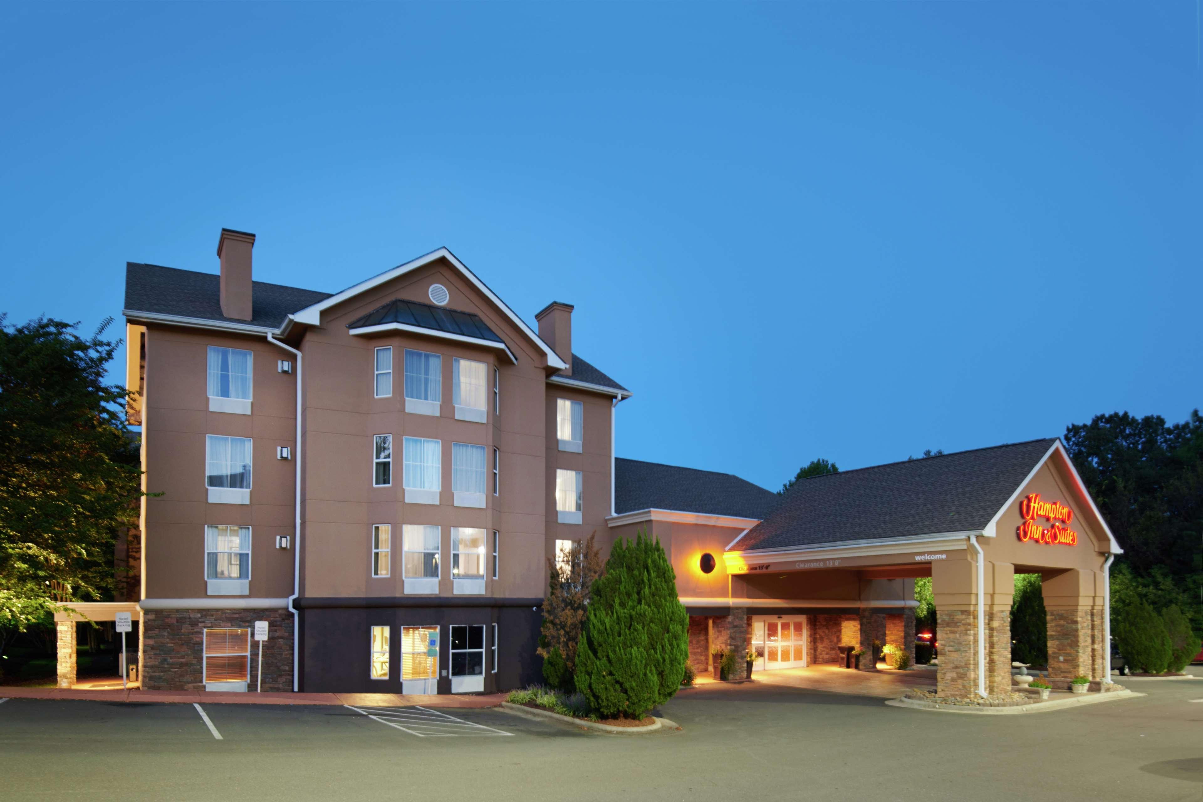Hampton Inn & Suites Chapel Hill/Durham Kültér fotó