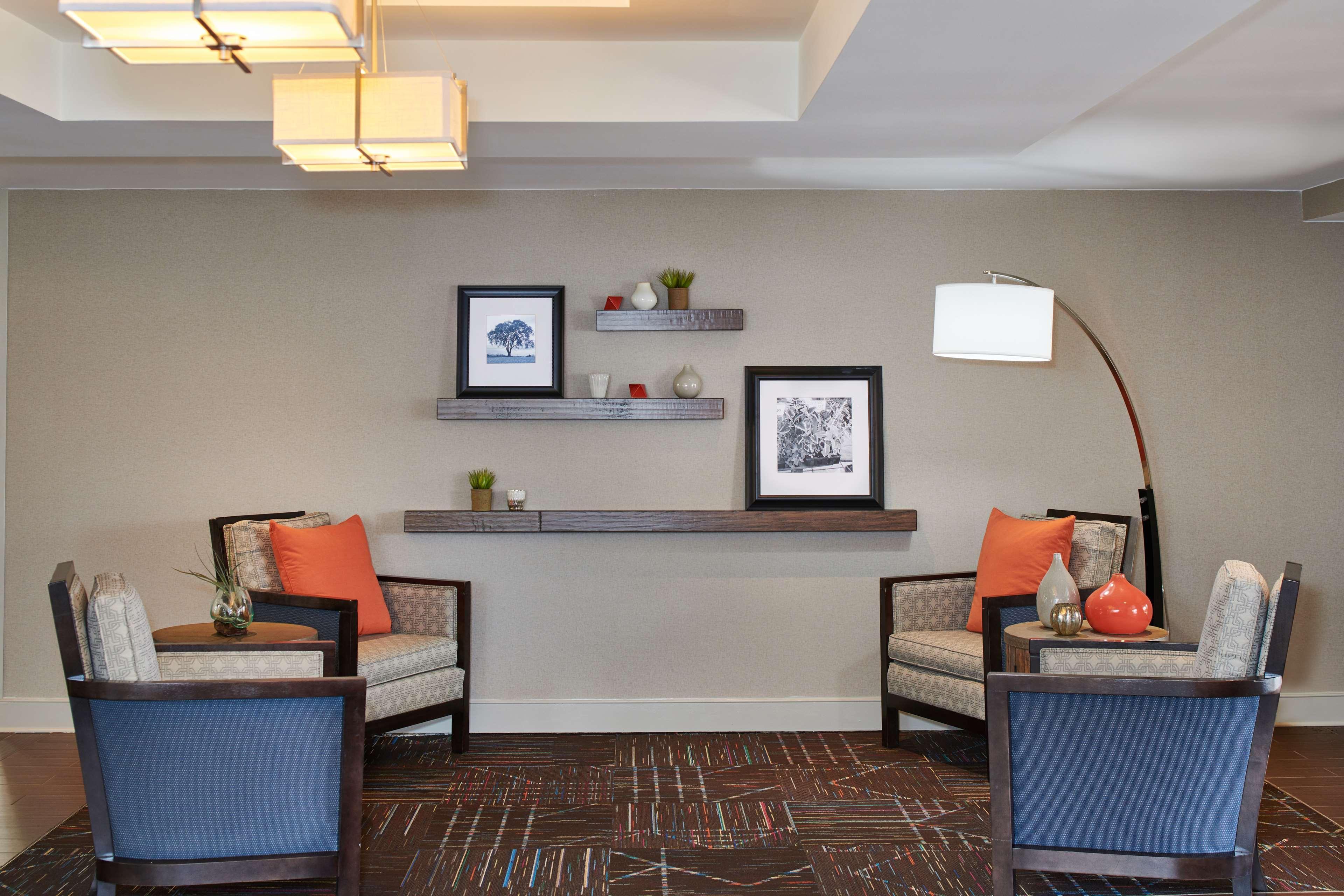 Hampton Inn & Suites Chapel Hill/Durham Kültér fotó