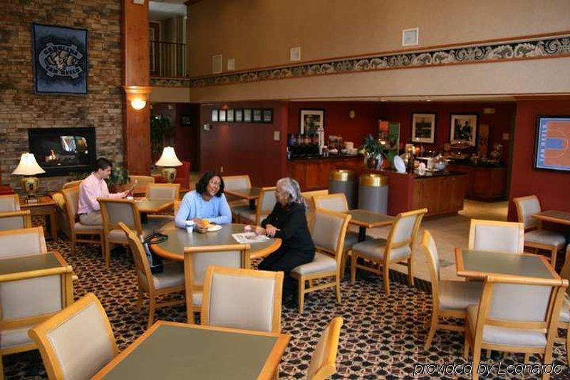 Hampton Inn & Suites Chapel Hill/Durham Étterem fotó