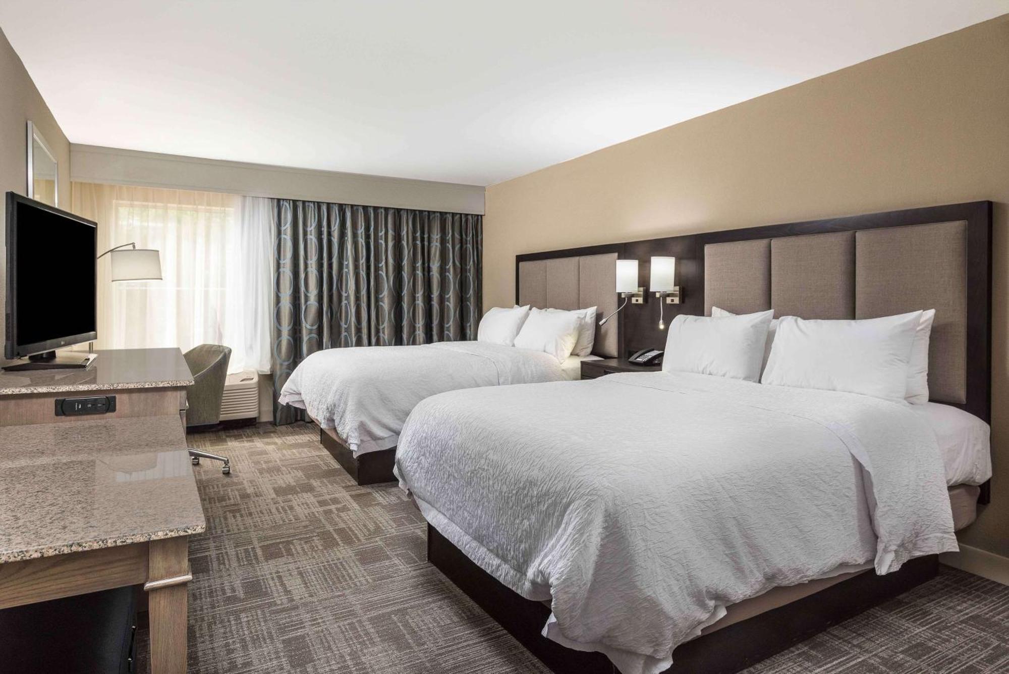 Hampton Inn & Suites Chapel Hill/Durham Kültér fotó