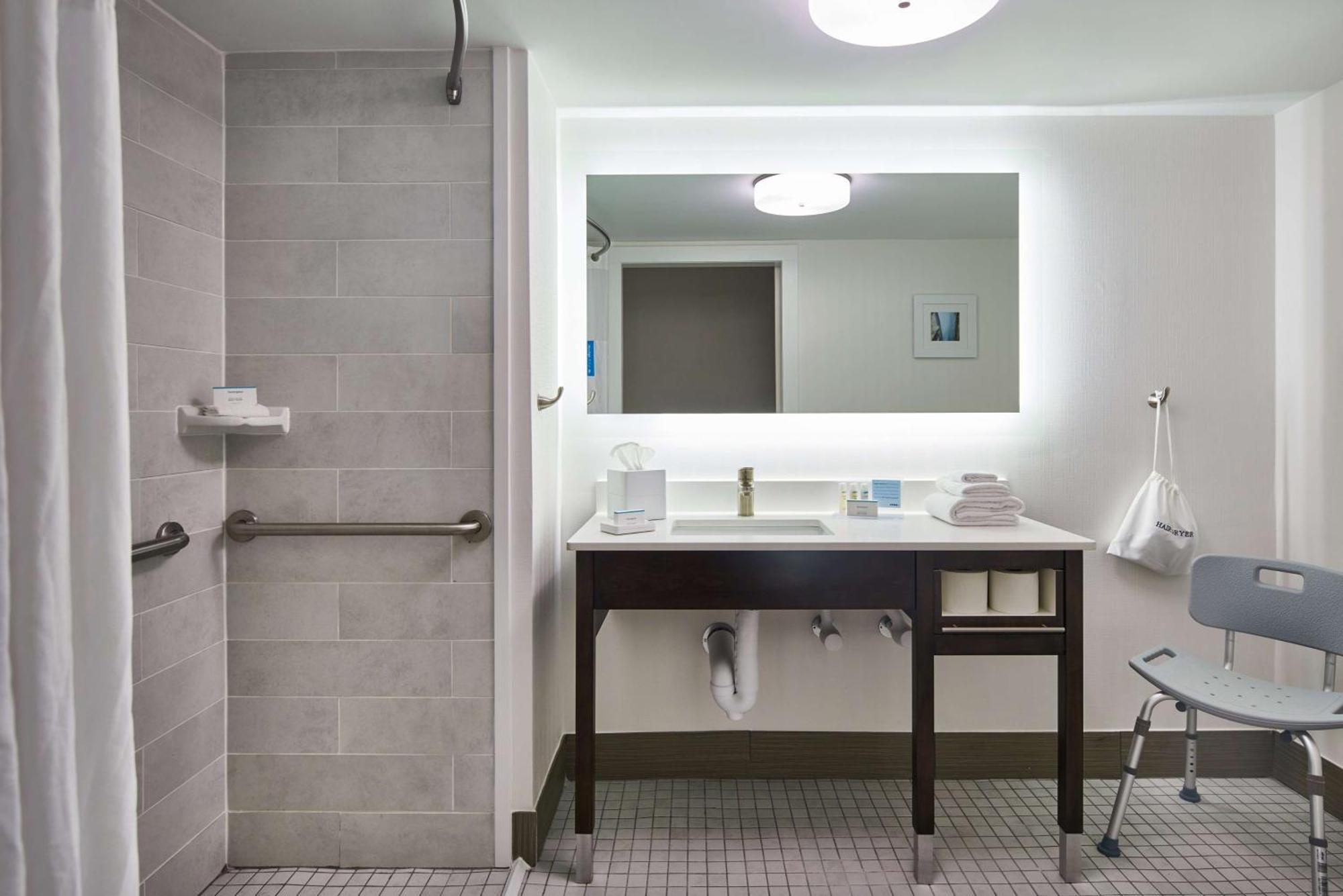 Hampton Inn & Suites Chapel Hill/Durham Kültér fotó