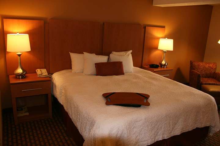 Hampton Inn & Suites Chapel Hill/Durham Kültér fotó
